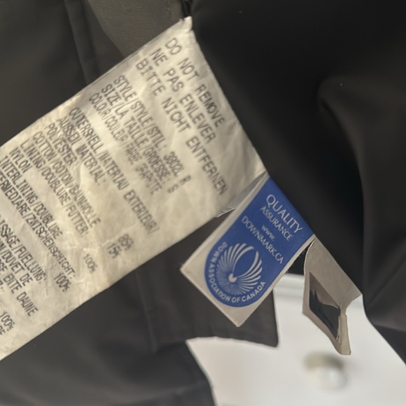 Grey Canada goose jacket - Picture 3 of 10